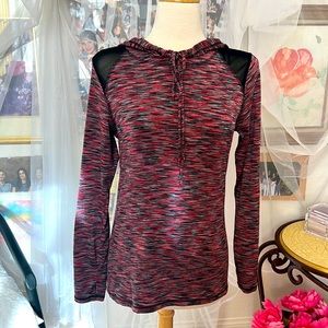 Athletic Long sleeve hoodie top